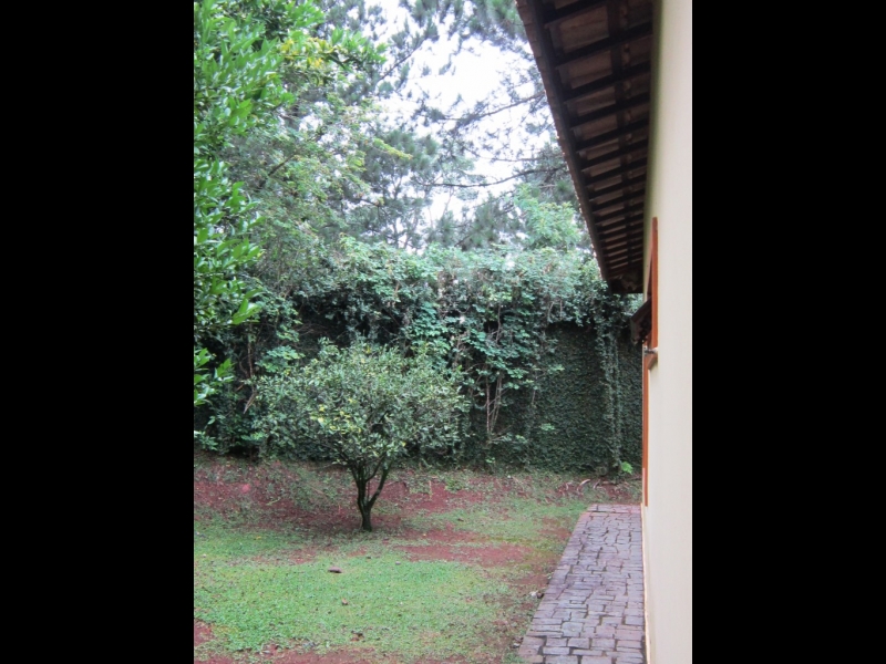 Casa à venda Vila de Sao Fernando com 304m² e 4 quartos por R$ 1.100.000 - 342788177-Jardim fundos.JPG